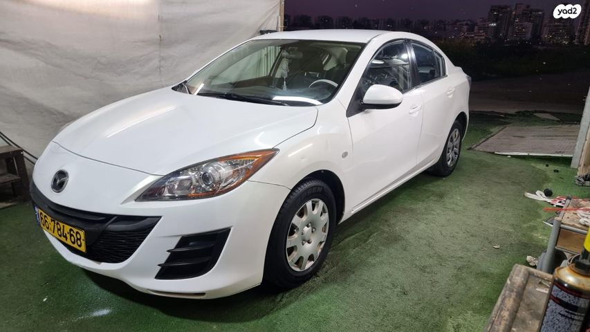 מודעת רכב מאזדה 3