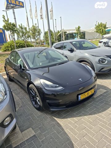 מודעת רכב טסלה מודל 3