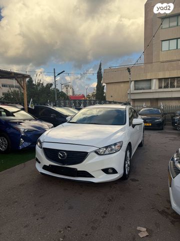 מודעת רכב מאזדה 6