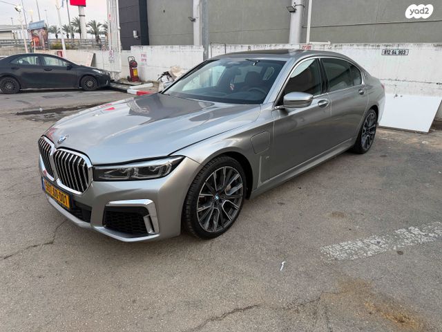 מודעת רכב ב מ וו סדרה 7