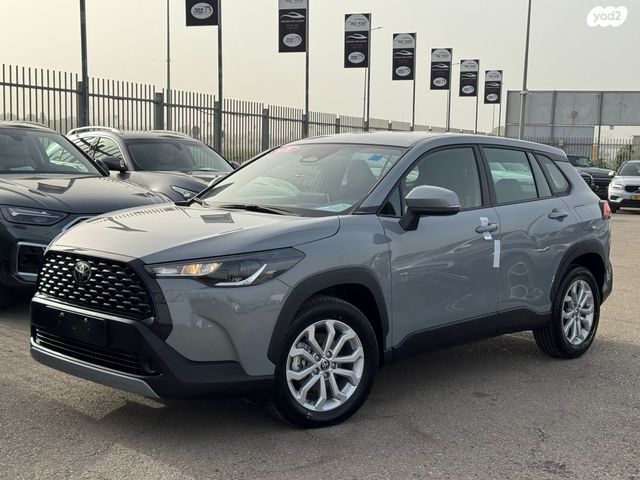 מודעת רכב טויוטה קורולה קרוס