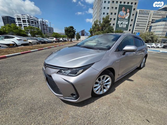 מודעת רכב טויוטה קורולה
