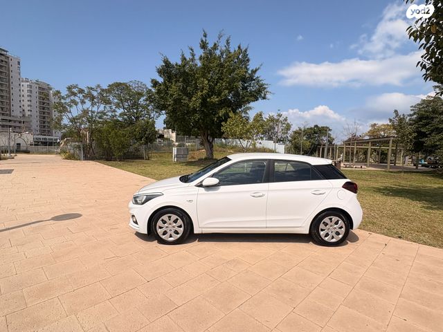 מודעת רכב יונדאי i20