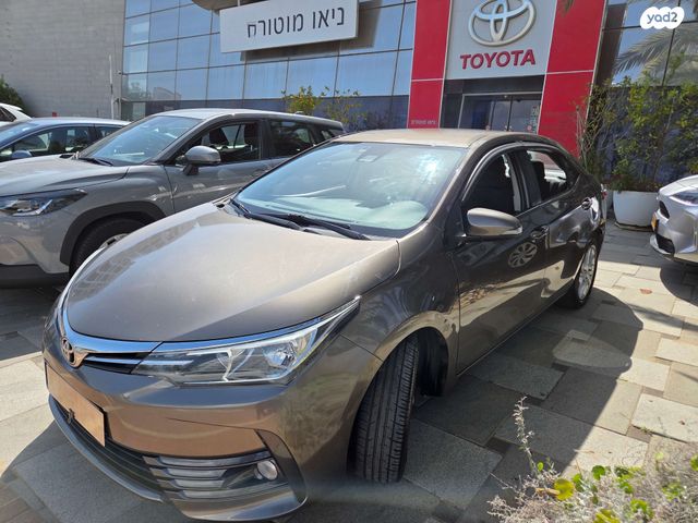 מודעת רכב טויוטה קורולה