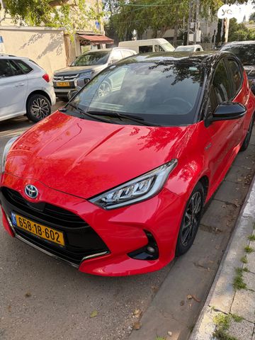 מודעת רכב טויוטה יאריס 2