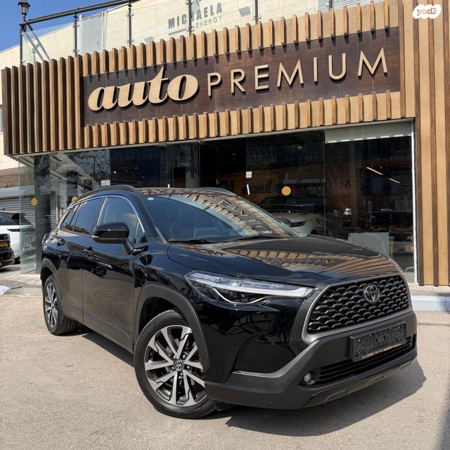 מודעת רכב טויוטה קורולה קרוס