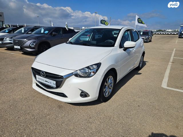 מודעת רכב מאזדה 2