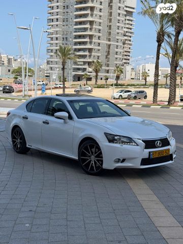 מודעת רכב לקסוס GS