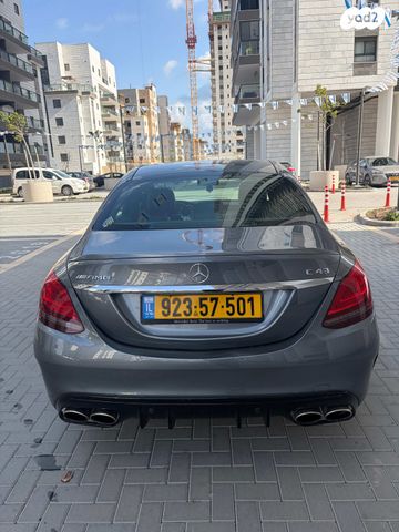 מודעת רכב מרצדס-בנץ C-class 2