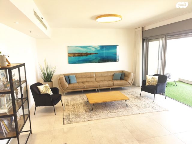 שייקה אופיר 11