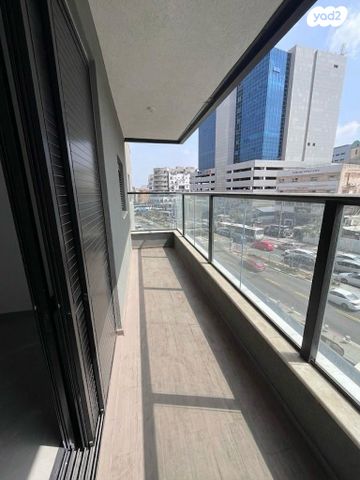 דרך זאב ז'בוטינסקי 107