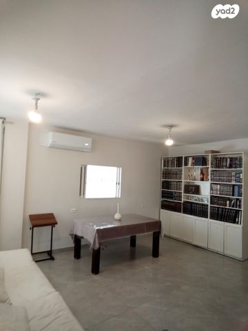 הרב אהרונסון 2