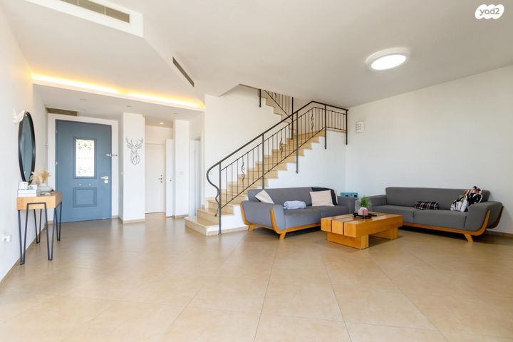 טיילת ניצנים 1