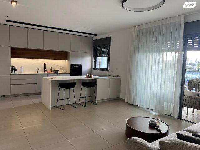 מרים בן פורת 3