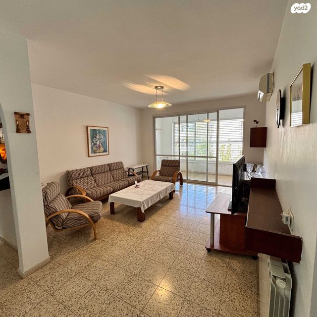 גנרל פייר קניג 10