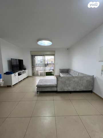 קרן היסוד 22