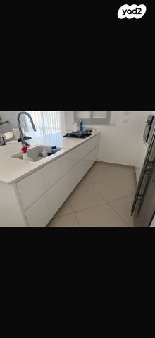 משה קהירי 22