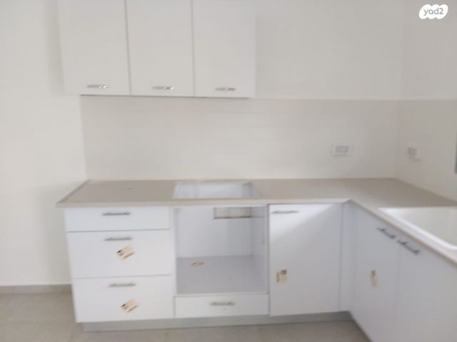 הרב משה צבי נריה 4