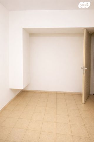 מקור חיים 44