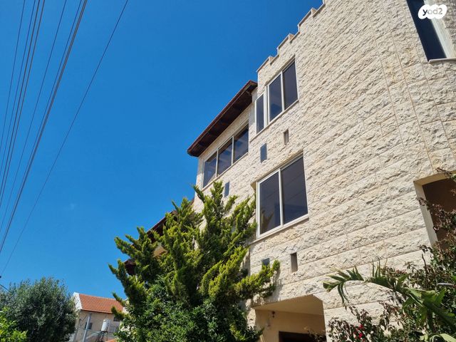 שדרות צה"ל 10