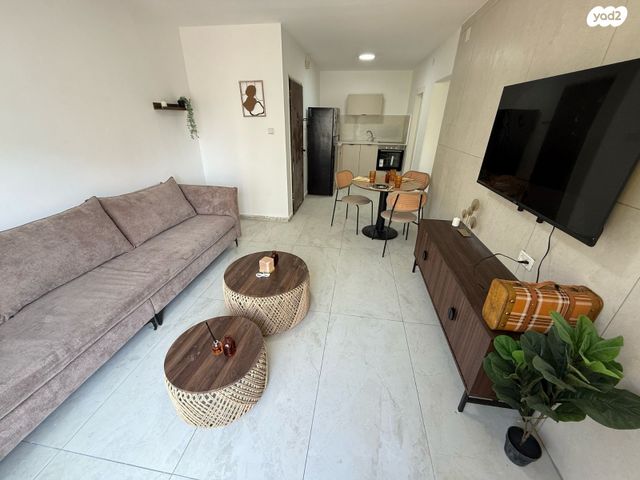 שדרות יעלים 82