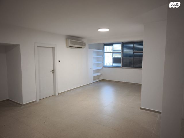 אבא אחימאיר 107