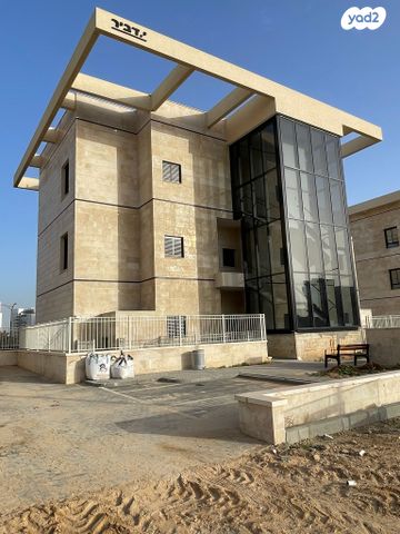 יהושוע אזולאי 25