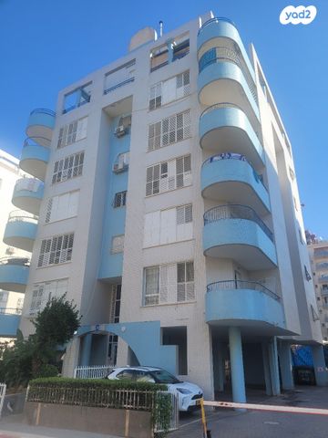 ד"ר אמיל זומרשטיין 28