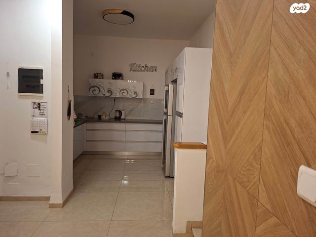 חיים וייצמן 18