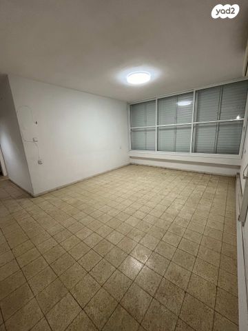 האחים אל כוויתי 5