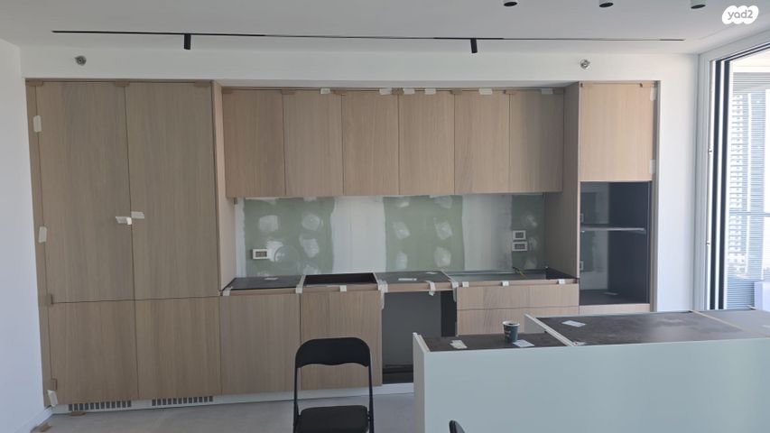 ארלוזורוב 82