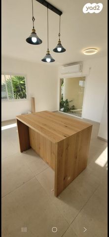 הרב עוזיאל 64