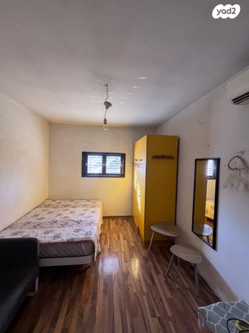 א.ד. גורדון 3