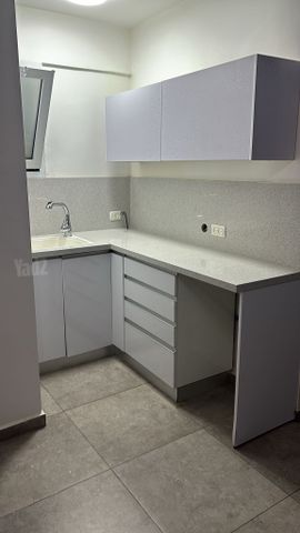 יחידת דיור להשכרה בירושלים — 2