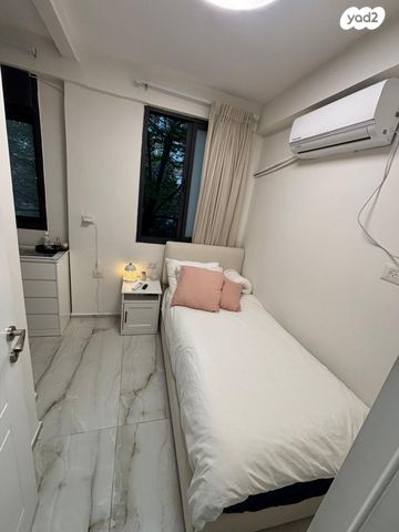 שדרות הבעש"ט 19