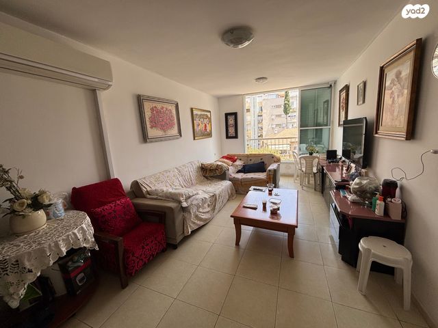 מודעת נכס, כצנלסון, ראשון לציון