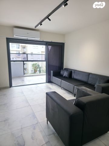 יוסף אהרונוביץ' 