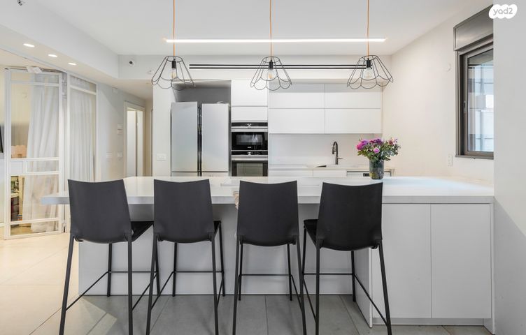 מודעת נכס, הוד השרון