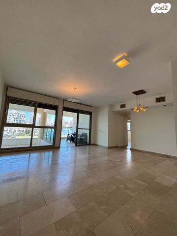 נתן אקסלרוד 