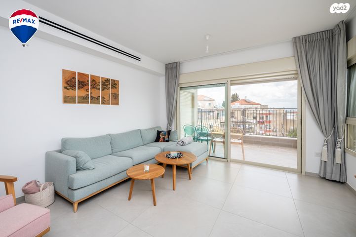 הרב עזריאלי 