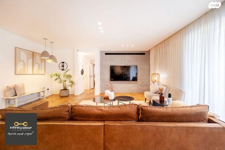 יטקובסקי אחים 32