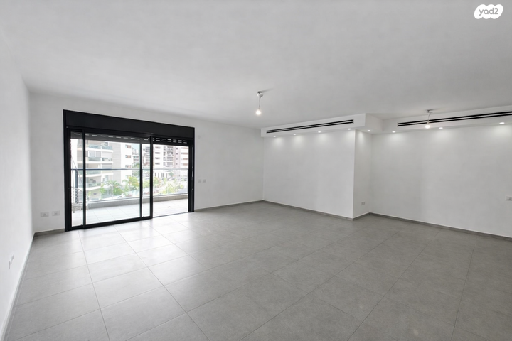 דירה, נאות רבין, יבנה