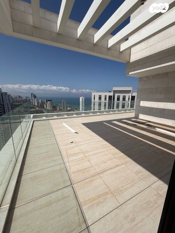 אמנון ליפקין שחק 