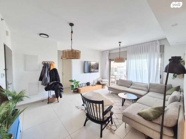 פרופ' אפרים קציר 