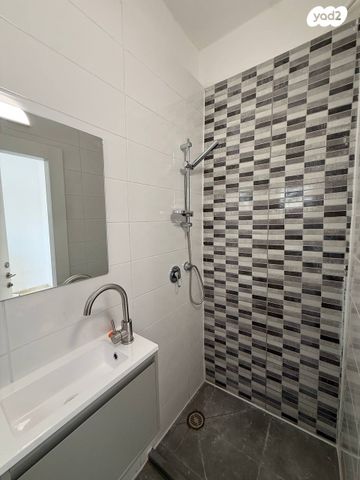 מרכז העיר, סביניה, הוותיקה