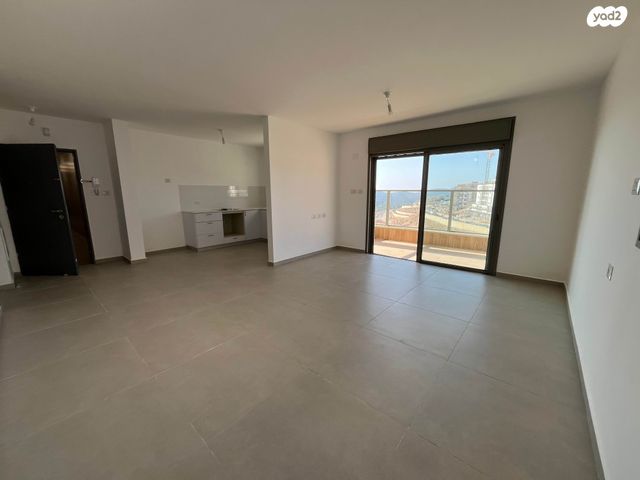 מודעת נכס, נחל מירון, מורדות רזים, צפת