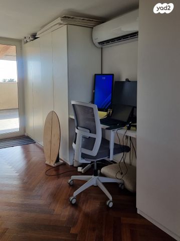 מודעת נכס, שדרות ביאליק 42, הדר, רמת השרון