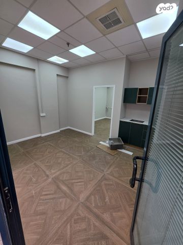 משרדים, צומת הקריות, חוף שמן, חיפה