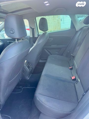 מודעת רכב סיאט לאון