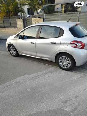 מודעת רכב פיג'ו 208